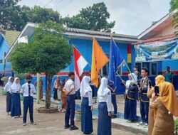 SMPN 1 Kotabumi Gelar Sertijab Kepengurusan Osis