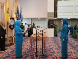 Riana Sari Lantik Agnesia Bulan Rurianti Jadi Penjabat Ketua TP PKK dan Dekranasda Pringsewu