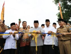 Arinal Resmikan Jembatan Way STKIP-PGRI Penghubung Kota Metro dan Lamtim