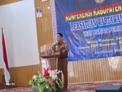 Adipati Surya Buka Konferkab VI PWI Way Kanan
