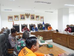 Pj Sekda Pesibar Buka Kegiatan Risk Assesment WSL Krui Pro 2024