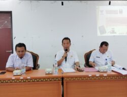 Pemkab Pesibar Gelar Rapat Sistem Kerja