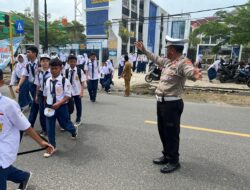 Berikan Rasa Aman ke Masyarakat dan Pelajar, Sat Lantas Polres Pesibar Lakukan Pam Rawan Siang