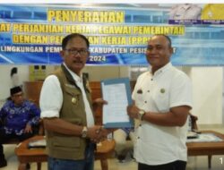 Bupati Pesibar Serahkan Surat Perjanjian Kerja 257 PPPK Tahap 2