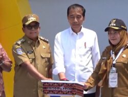 Presiden Jokowi Resmikan Pasar Modern Pasir Gintung