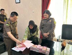 Kajari Way Kanan, Terima Uang Pengganti Kerugian Negara, Kasus Korupsi APBKampung Sukajadi