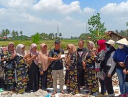 Jumat Barokah, Srikandi Dermawan Pesawaran Beri Bantuan Pembangunan Masjid Al-Ikhlas