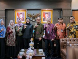 Pemprov Lampung Apresiasi Dedikasi Junanto Herdiawan, Ajak Bimo Epyanto Lanjutkan Kolaborasi Jaga Ekonomi Daerah