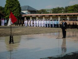 Ziarah dan Tabur Bunga di Taman Makam Pahlawan Warnai Peringatan HUT Lampung ke-62