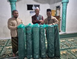 Hadirkan Kenyamanan Ibadah, YBM BRILiaN Salurkan Karpet Sajadah untuk Ponpes di Pelosok Lampung Barat