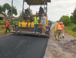 Ketua DPRD Busroni Tinjau Perawatan Jalan Penghubung Tiyuh Way Sido-Karta Harja Pekerjaan Swakelola PUPR Tubaba