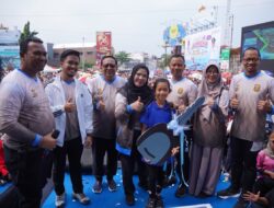 Wali Kota Eva Dwiana Buka Kegiatan Jalan Sehat HUT ke-344 Kota Bandar Lampung