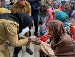 Pemkot Bandar Lampung Salurkan Bantuan Beras ke 96.919 KPM
