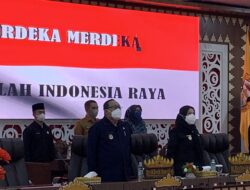 Dampak Abu Vulkanik, Wali Kota Eva Dwiana dan Jajarannya Kenakan Masker Saat Hadiri Sidang Paripurna DPRD